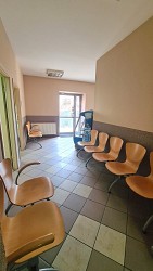 Nieruchomo�ci Bielsko-Bia�a Lokal pod us�ugi medyczne blisko Szpitala Pediatrycznego 