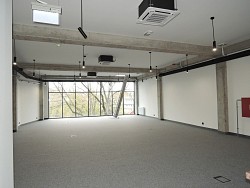 Nieruchomoci Bielsko-Biaa Do wynajcia Nowy Lokal biurowy na III pitrze, cise centrum, wysoki standard
