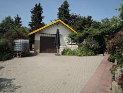 Nieruchomoci Bielsko-Biaa May zgrabny solidny  dom, w wietnej lokalizacji, z piknie zagospodarowan dziak