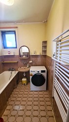 Nieruchomo�ci Bielsko-Bia�a Niezale�na po�owa domu, du�a dzia�ka 