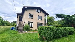 Nieruchomo�ci Bielsko-Bia�a Niezale�na po�owa domu, du�a dzia�ka 