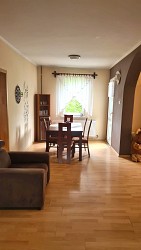 Nieruchomo�ci Bielsko-Bia�a Niezale�na po�owa domu, du�a dzia�ka 